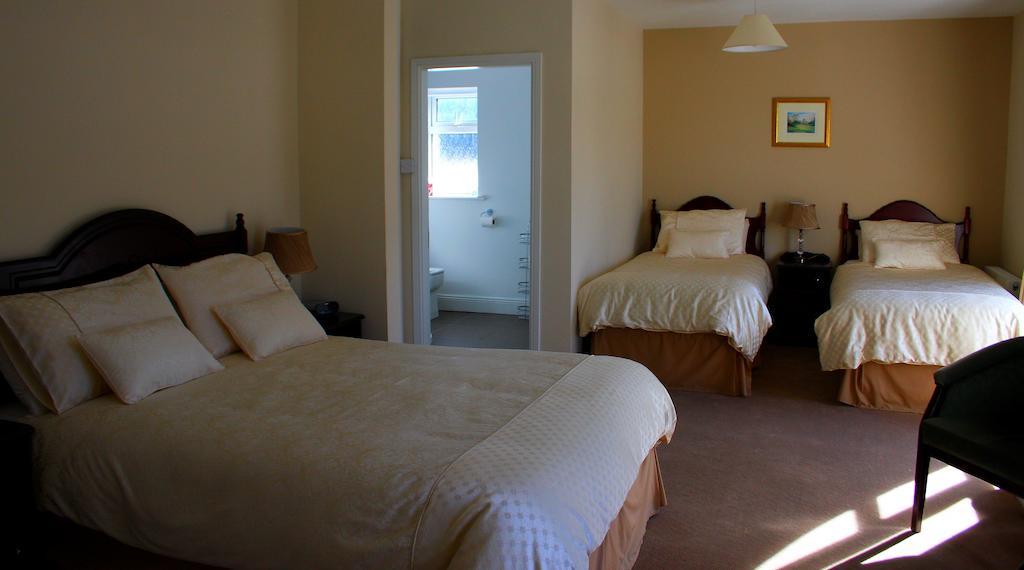 The White House B&B Cork Room photo